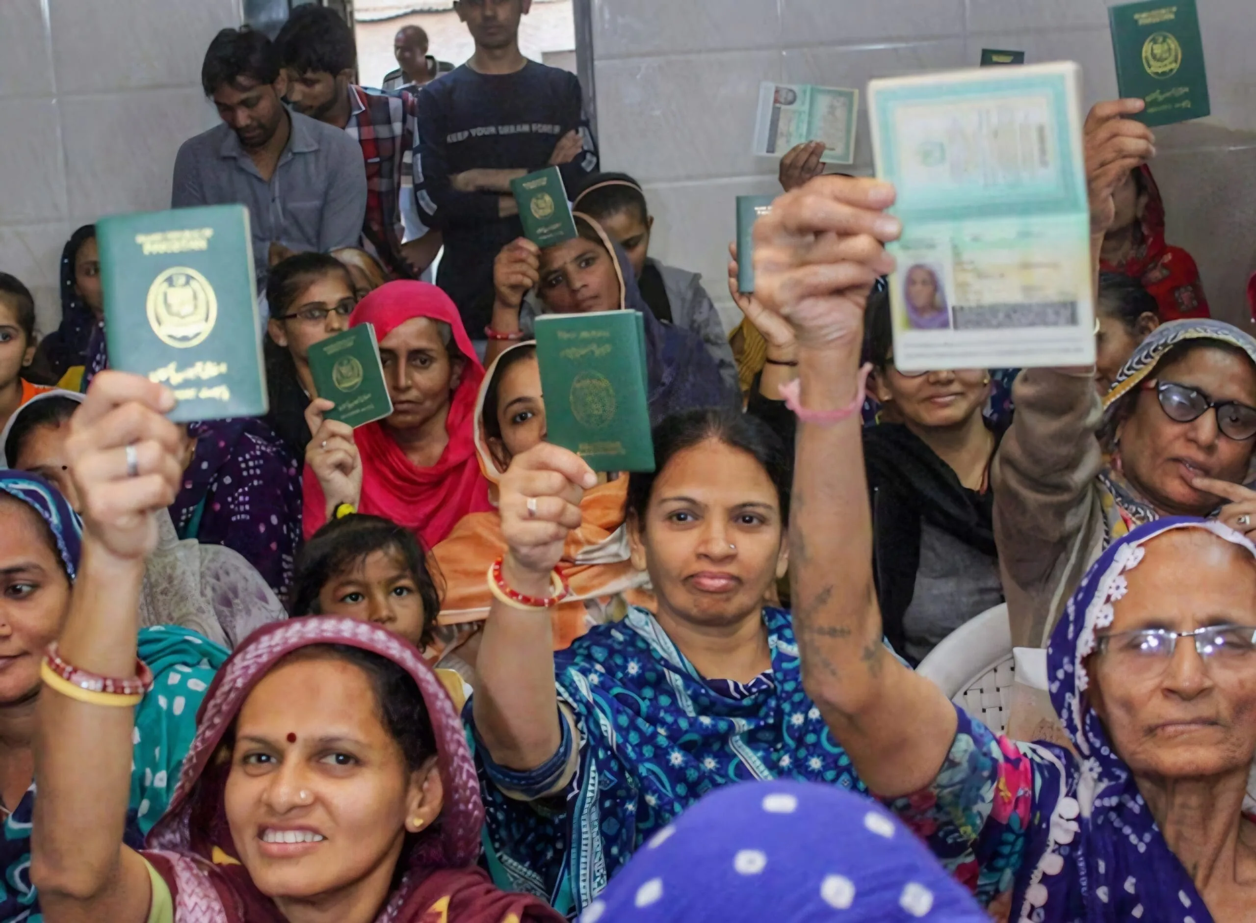 नागरिकता संशोधन कानून लागू, पाकिस्तान, बांग्लादेश और अफगानिस्तान से आए गैर-मुस्लिम शरणार्थियों को मिलेगी नागरिकता