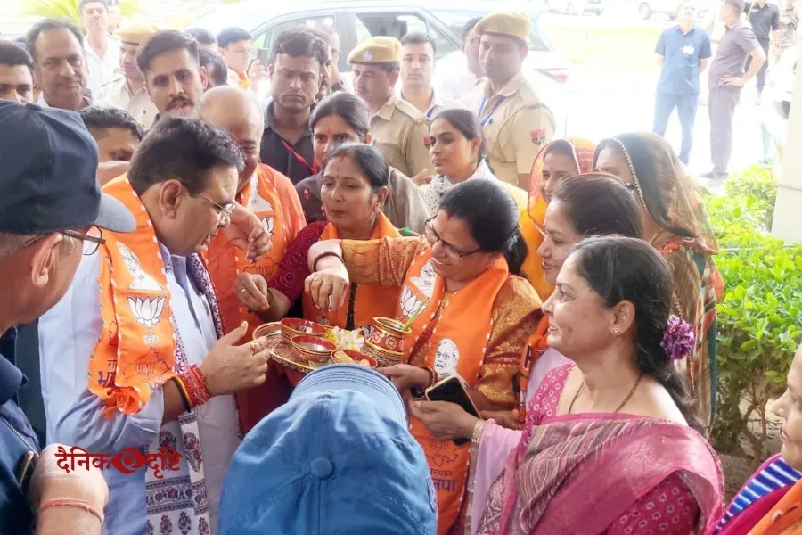 भागीरथ चौधरी के समर्थन में देवरानी जेठानी महिला सम्मेलन आयोजित